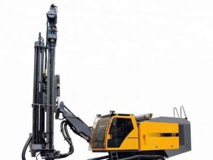 KT15
