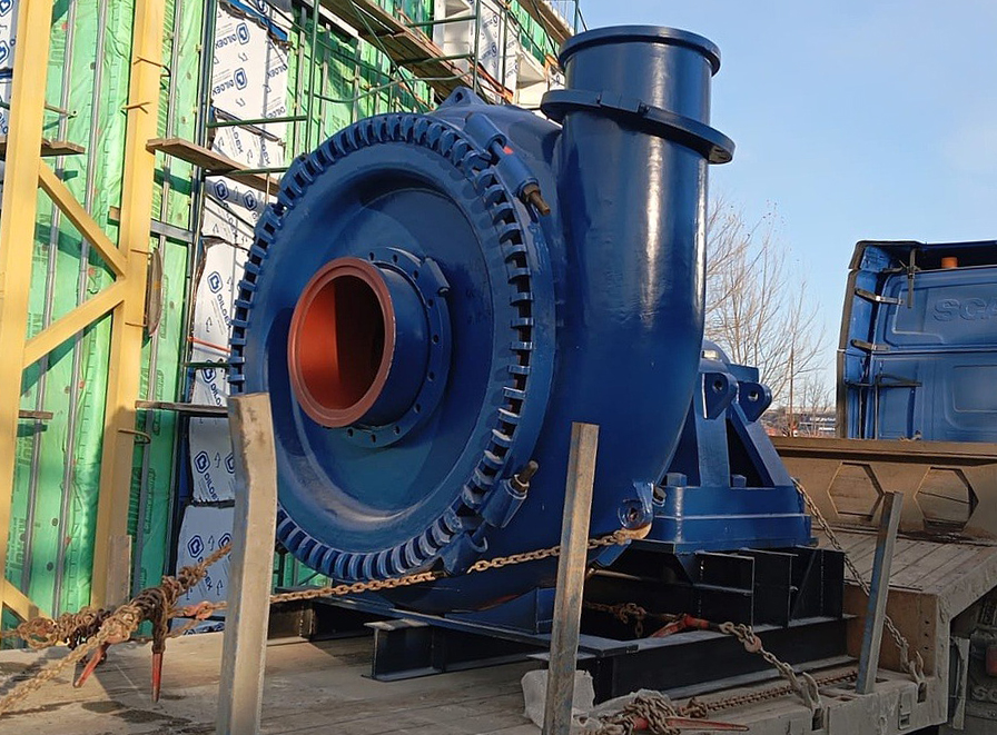 Крупногабаритные насосы — аналог WARMAN 20-18H-G — успешно отработали сезон на речных судах в России.