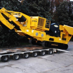 mobilnaja-shhekovaja-drobilka-na-guseni-2