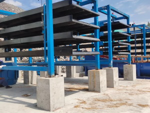 koncentracionnyj-stol-trjohdekovyj-85-m2