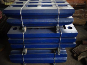 Плиты дробящие на дробилки Mesto C106