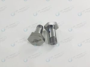 86748518-bolt-montabert